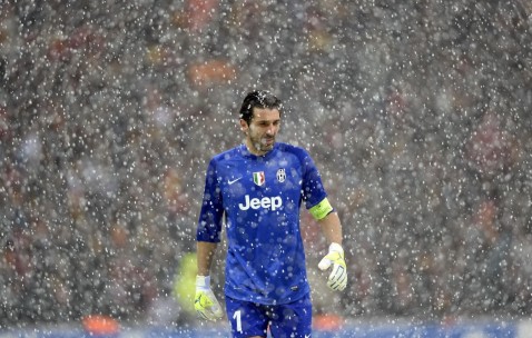 爱游戏-赛点之战NBA季后赛焦点战！本菲卡迎战切尔西，大胜或上演